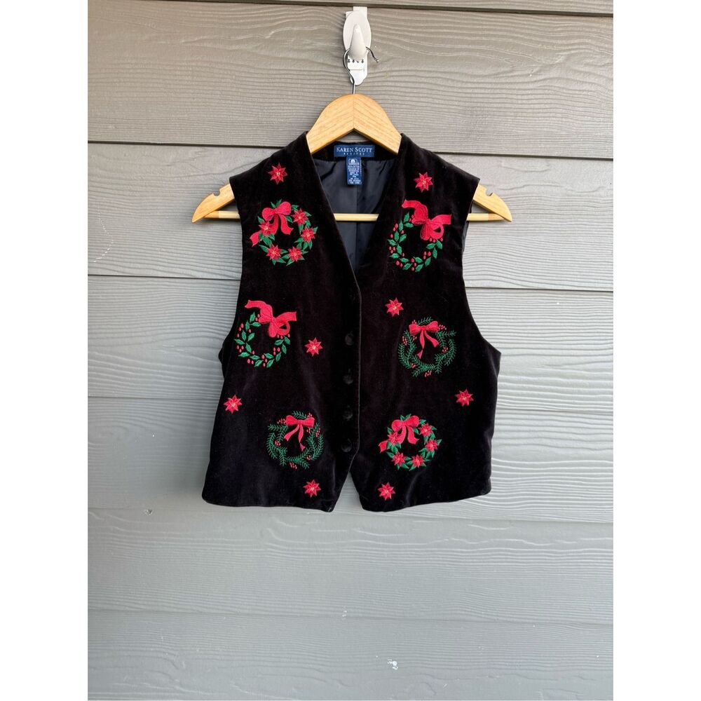 Karen Scott vintage corduroy wreath “ugly sweater”” vest